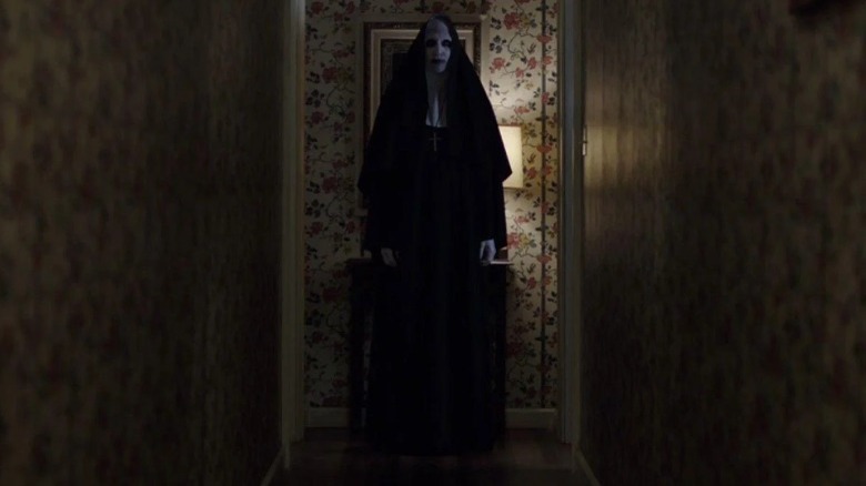 Valak standing