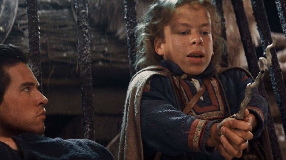 Warwick Davis and Val Kilmer in Willow