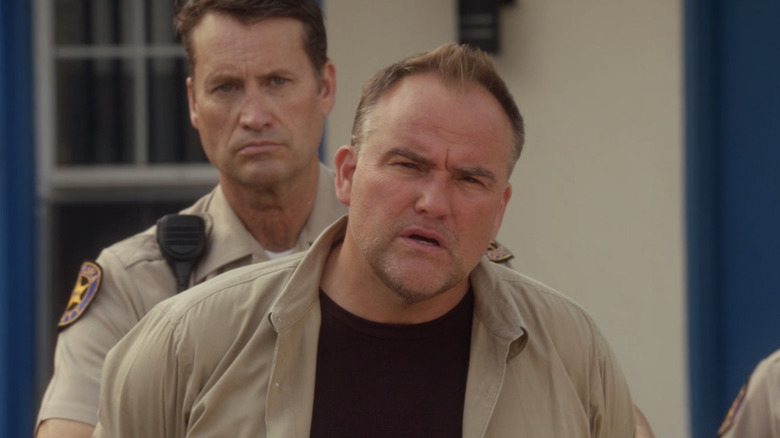 David DeLuise being arrested 9-1-1