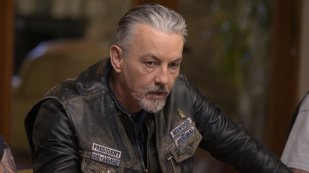 Chibs Telford negotiates a new deal on Mayans MC