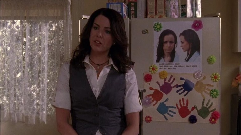 Lorelai next to Rory's mugshot