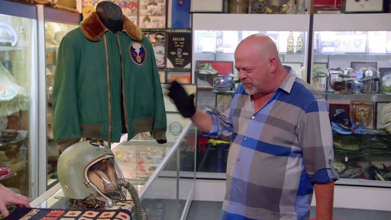 Pawn Stars WWII items