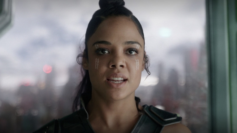 Thor: Ragnarok Valkyrie talks to Thor