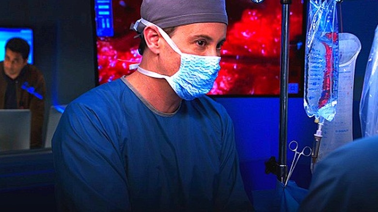 Dr. Oren Gottfried wearing surgical mask