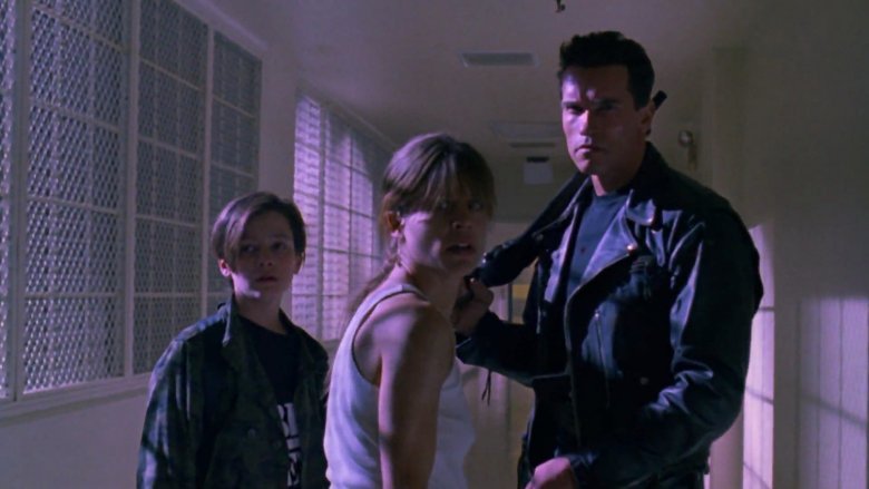 Edward Furlong, Linda Hamilton, and Arnold Schwarzenegger in Terminator 2: Judgement Day