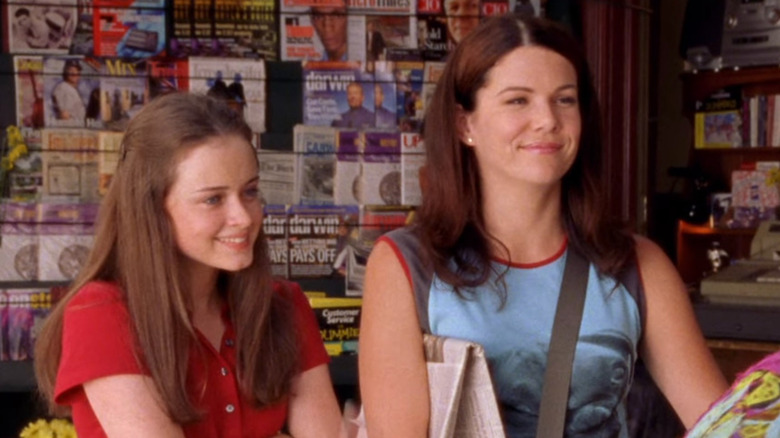 Alexis Bledel and Lauren Graham smiling