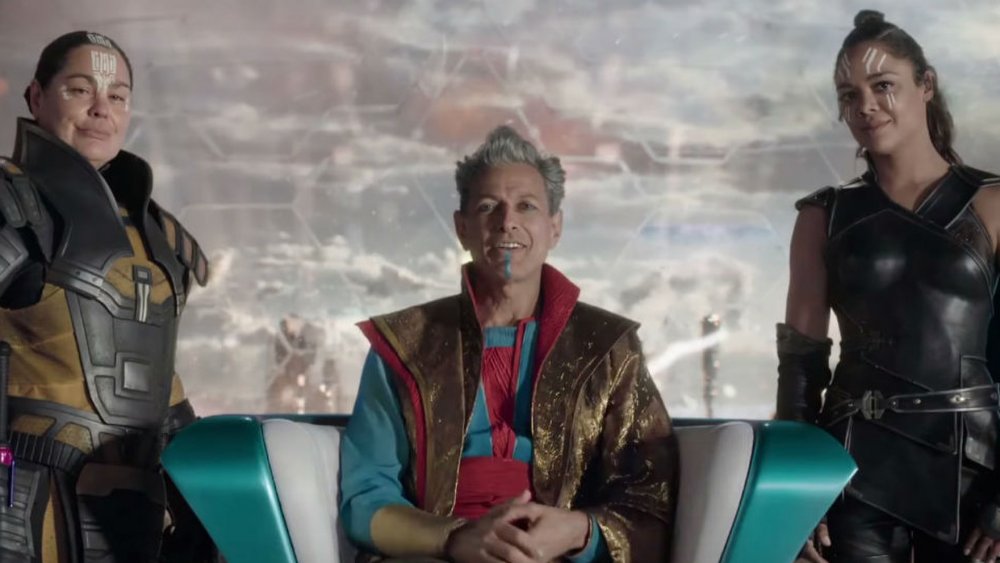 Jeff Goldblum and Tessa Thompson in Thor: Ragnarok