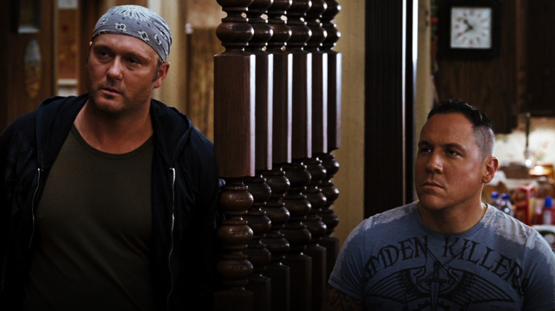 Four Christmases Brad's brothers looking mad