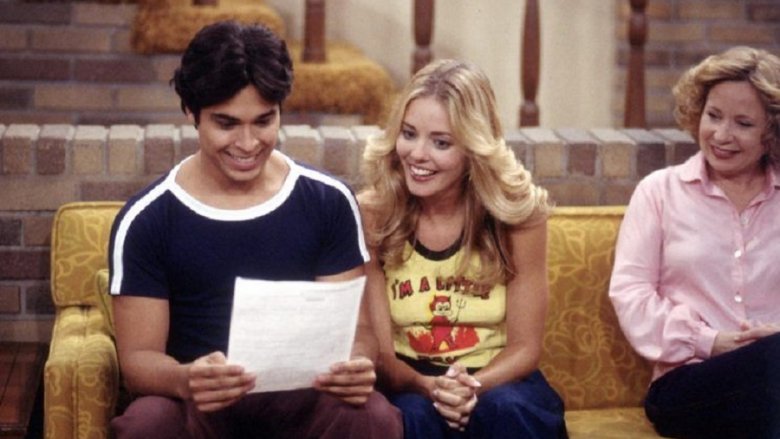 Wilmer Valderrama and Lisa Robin Kelly in That '70s Show