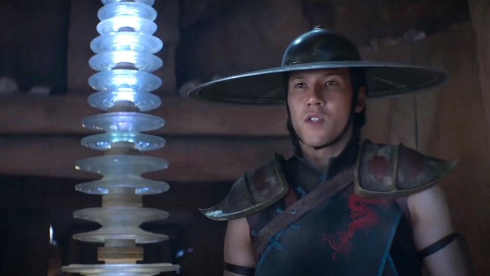 Kung Lao in Mortal Kombat red band trailer