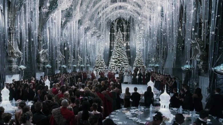 Blue liquid and ice sculptures in Yule Ball scene in Harry Potter and the Goblet of Fire