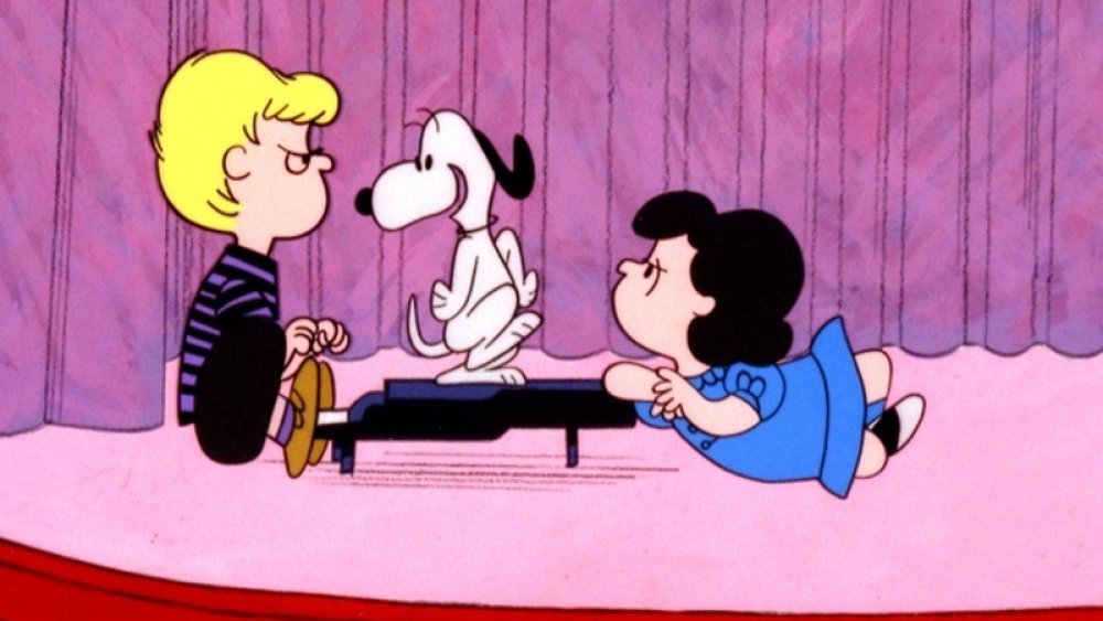 schroeder and snoopy happy dance