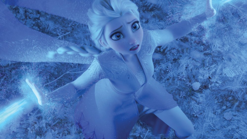 Elsa wearing pants in Frozen 2