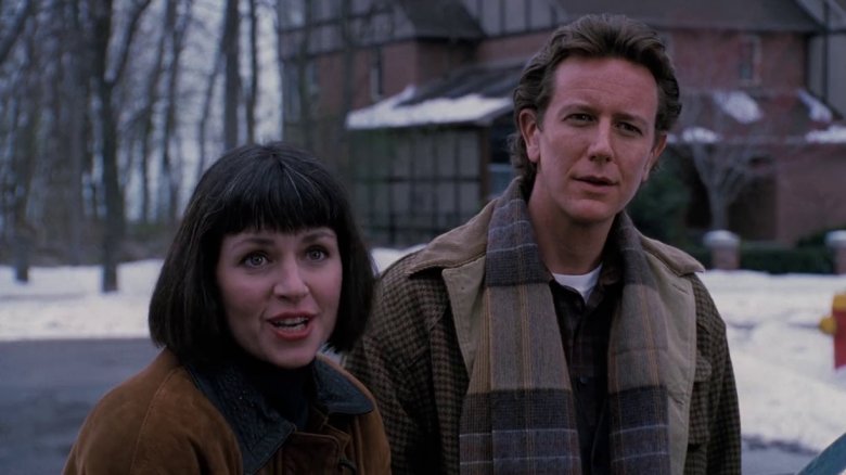 Wendy Crewson and Judge Reinhold in The Santa Clause