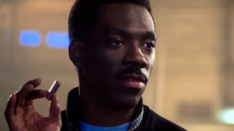 Eddie Murphy investigating