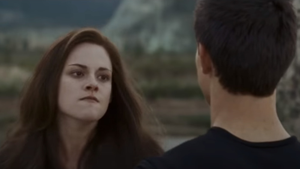 Bella fighting Jacob Black