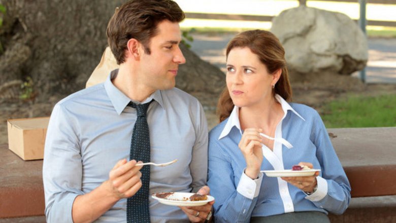 John Krasinski and Jenna Fischer in The Office