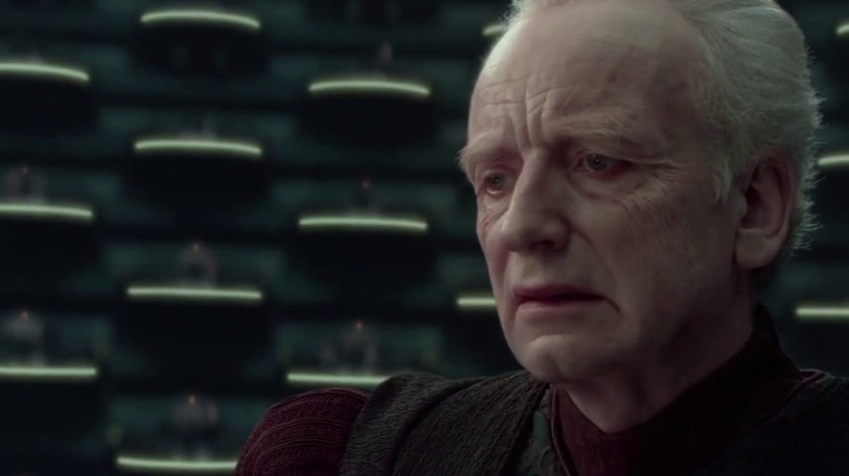 Chancellor Palpatine speaks to the Galactic Senate