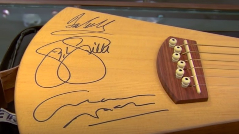 Crosby, Stills & Nash guitar signatures