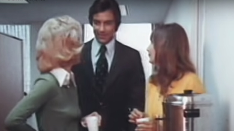 Tom Selleck, Terri Garr and Penny Marshall in a Safeguard deodorant commercial