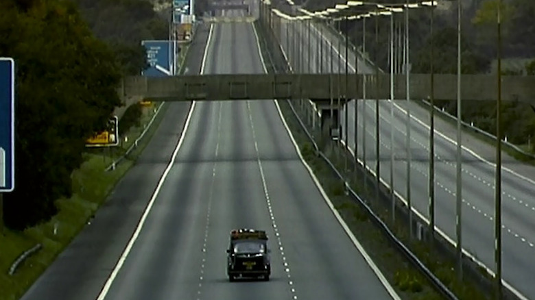 Empty motorway 28 Days Later