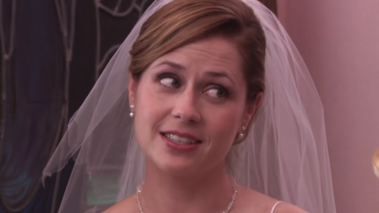 Pam Beesly torn wedding veil