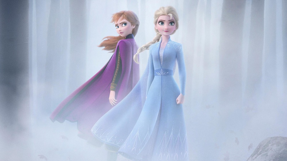 Anna and Elsa in Frozen 2