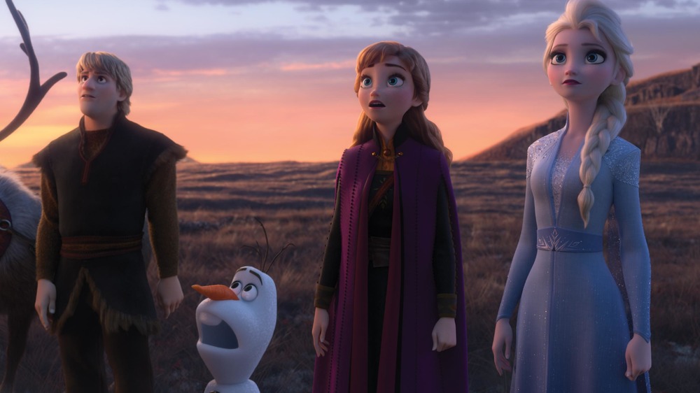 Elsa, Anna, Kristoff, Olaf, and Sven in Frozen 2