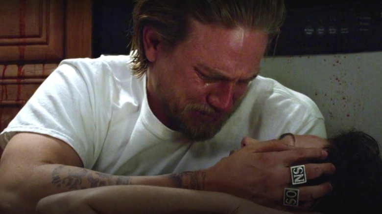 Jax crying over Tara's body in Sons of Anarchy