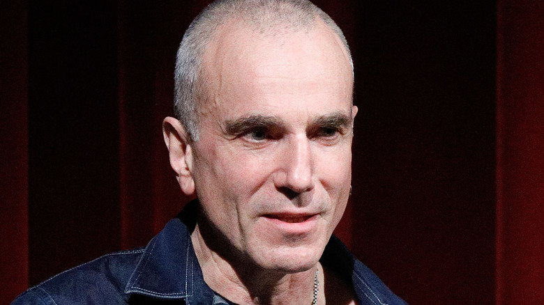 Daniel Day-Lewis short hair