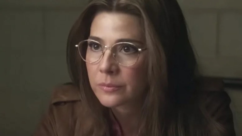 Aunt May wearing glasses