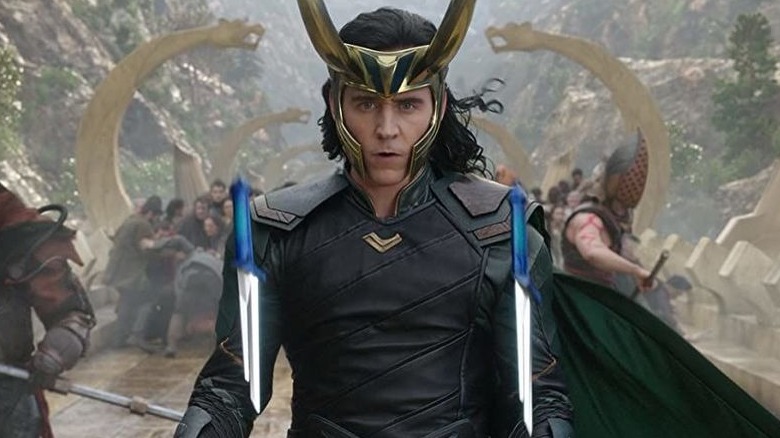 Loki, ready to fight with daggers