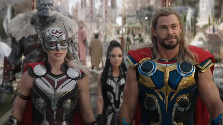 Chris Hemsworth and Jane in "Thor: Love and Thunder"