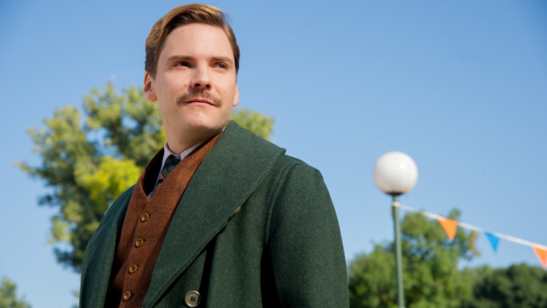 Daniel Bruhl mustache