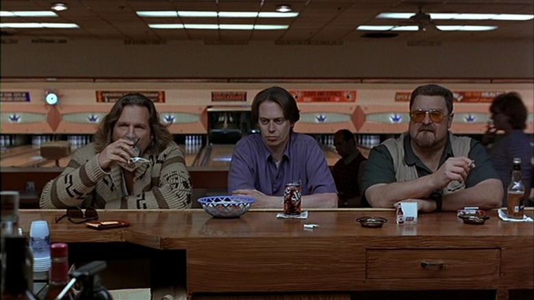 Jeff Bridges, Steve Buscemi, and John Goodman at a bar