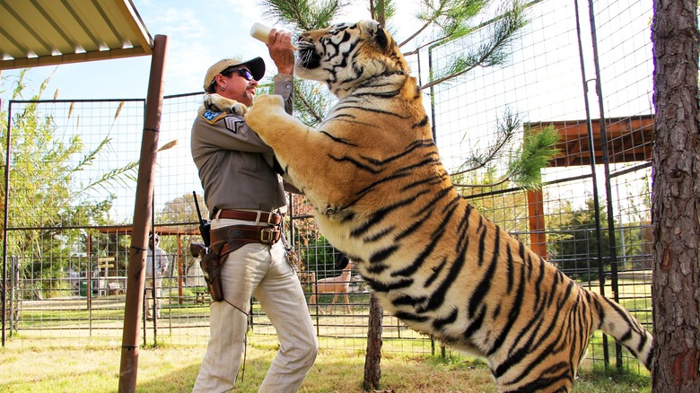 Joe Exotic and Tiger in Tiger King