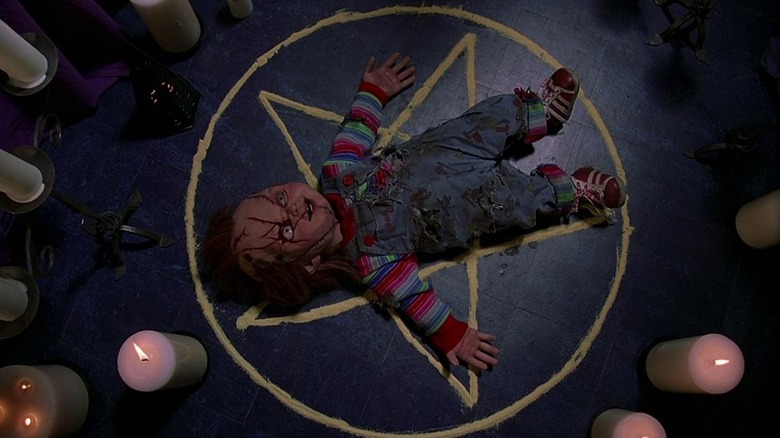 Chucky in pentagram ritual