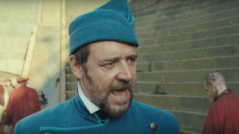 Russell Crowe as Inspector Javert singing