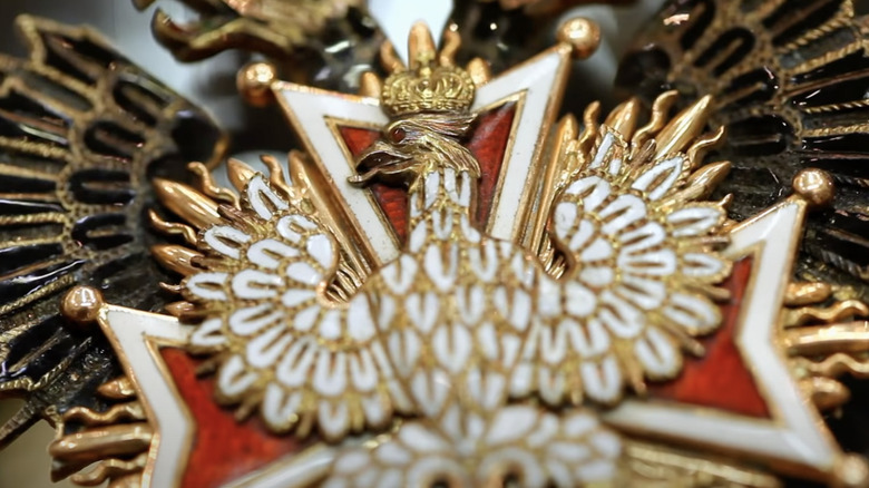 Russian-Polish white eagle medallion from Pawn Stars