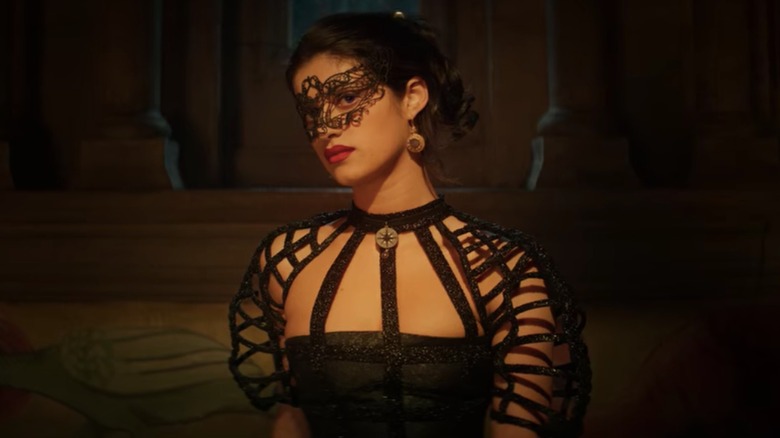 Yennefer wearing a mask 