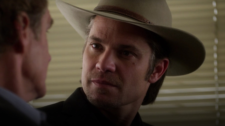 Raylan Givens looks at Winn Duffy Justified