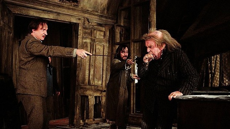 Lupin and Sirius confront Peter Pettigrew in still from "Harry Potter"