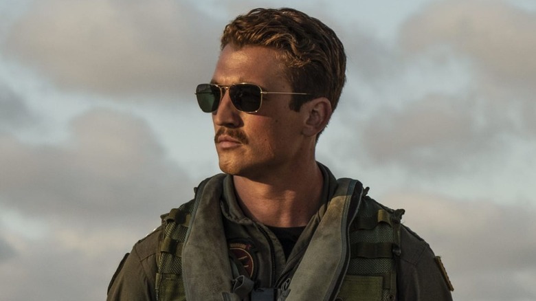 Miles Teller with sunglasses