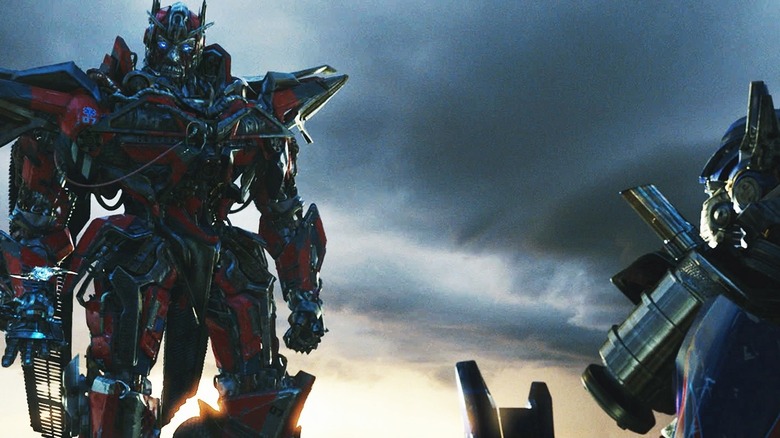 Sentinel Prime talks to Optimus Prime