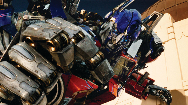 Optimus Prime fighting