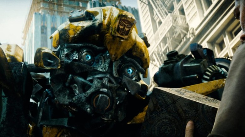 Bumblebee in battle