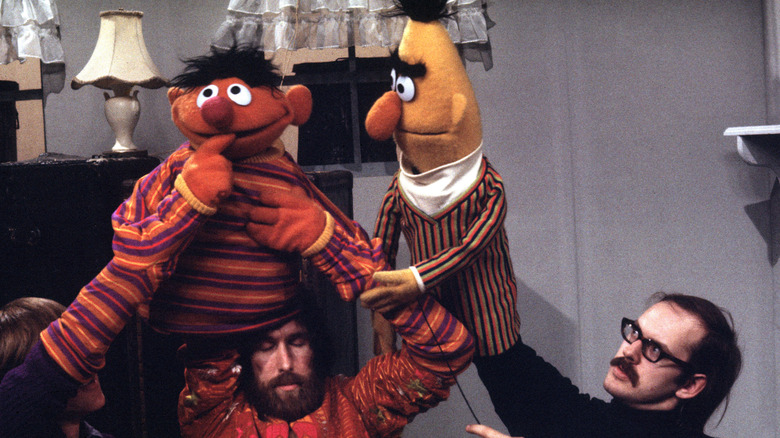 Jim Henson and Frank Oz puppeteer