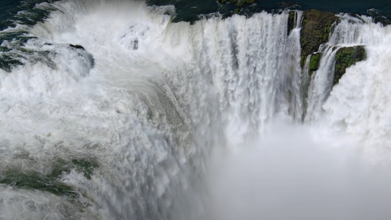 Iguazú Falls, the largest waterfalls in the world