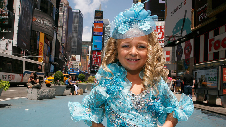 Isabella Barrett posing in Times Square