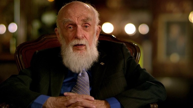 James Randi speaks in "An Honest Liar" (2014)